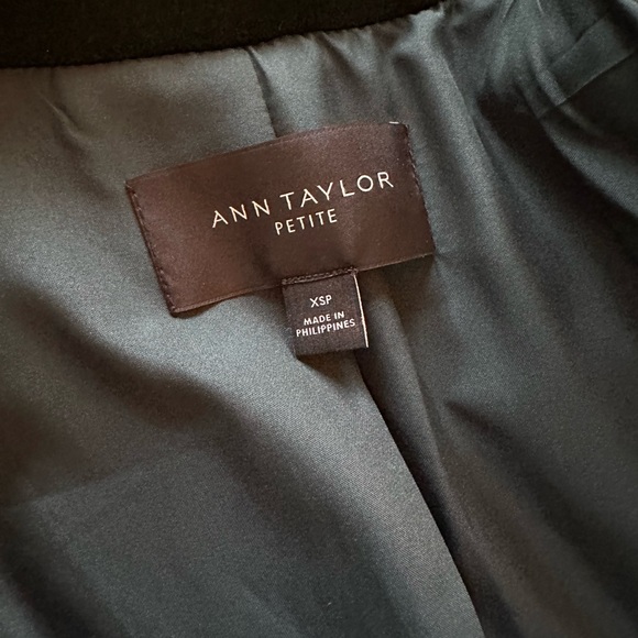Ann Taylor jacket - Picture 6 of 9